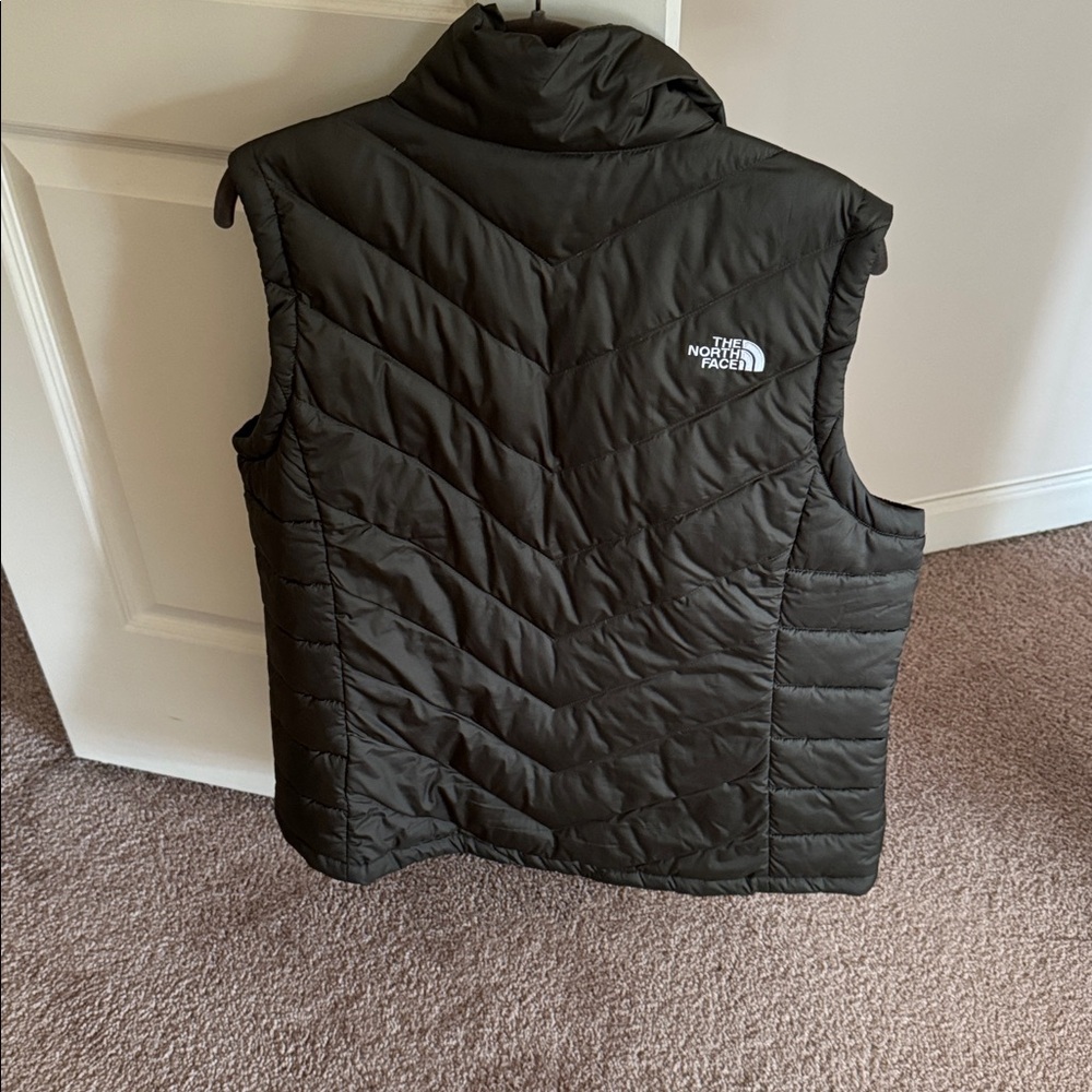 The North Face Quilted Vest in Olive - Picture 2 of 2
